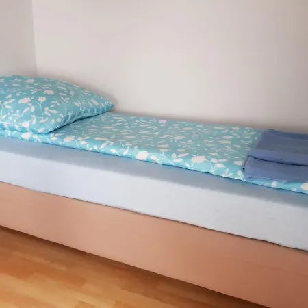 Lmi Haus & Urlaub Monteurwohnungen 2 Münsingen